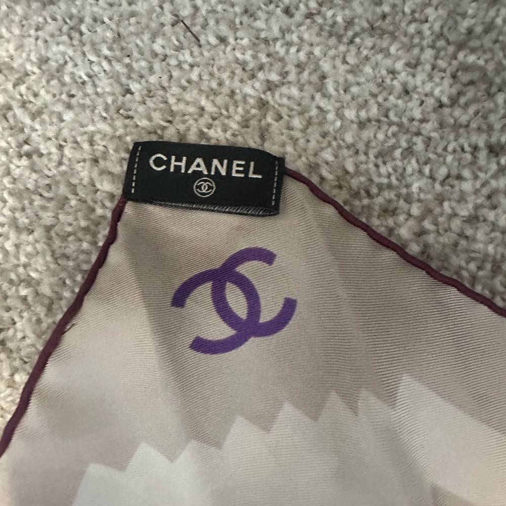 Silk Chanel Scarf - Picture 5 of 5